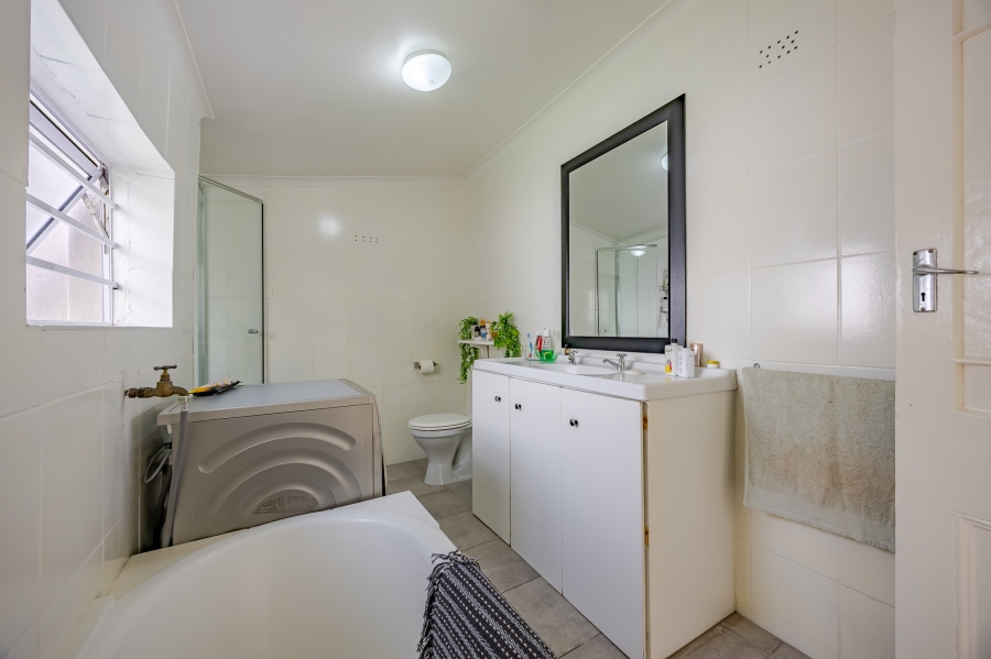 2 Bedroom Property for Sale in Observatory Western Cape